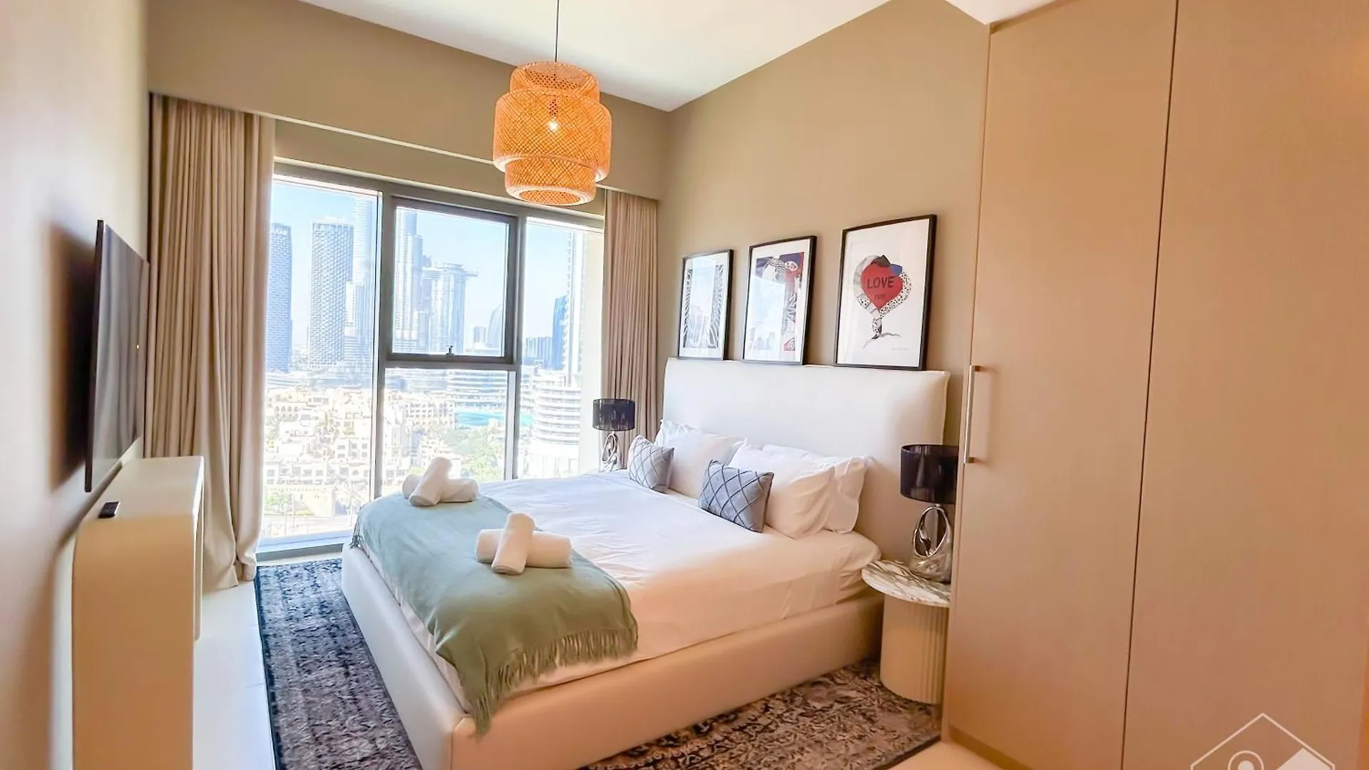 Luxury Burj Royale Burj Khalifa & Fountain Views Apartment Dubai 0*,  United Arab Emirates